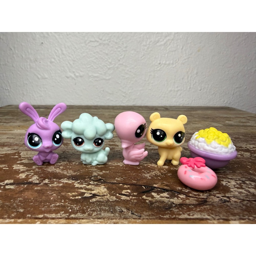 Littlest Pet Shop LPS Figures Puppy Sheep Swan Bunny With Food Accessories